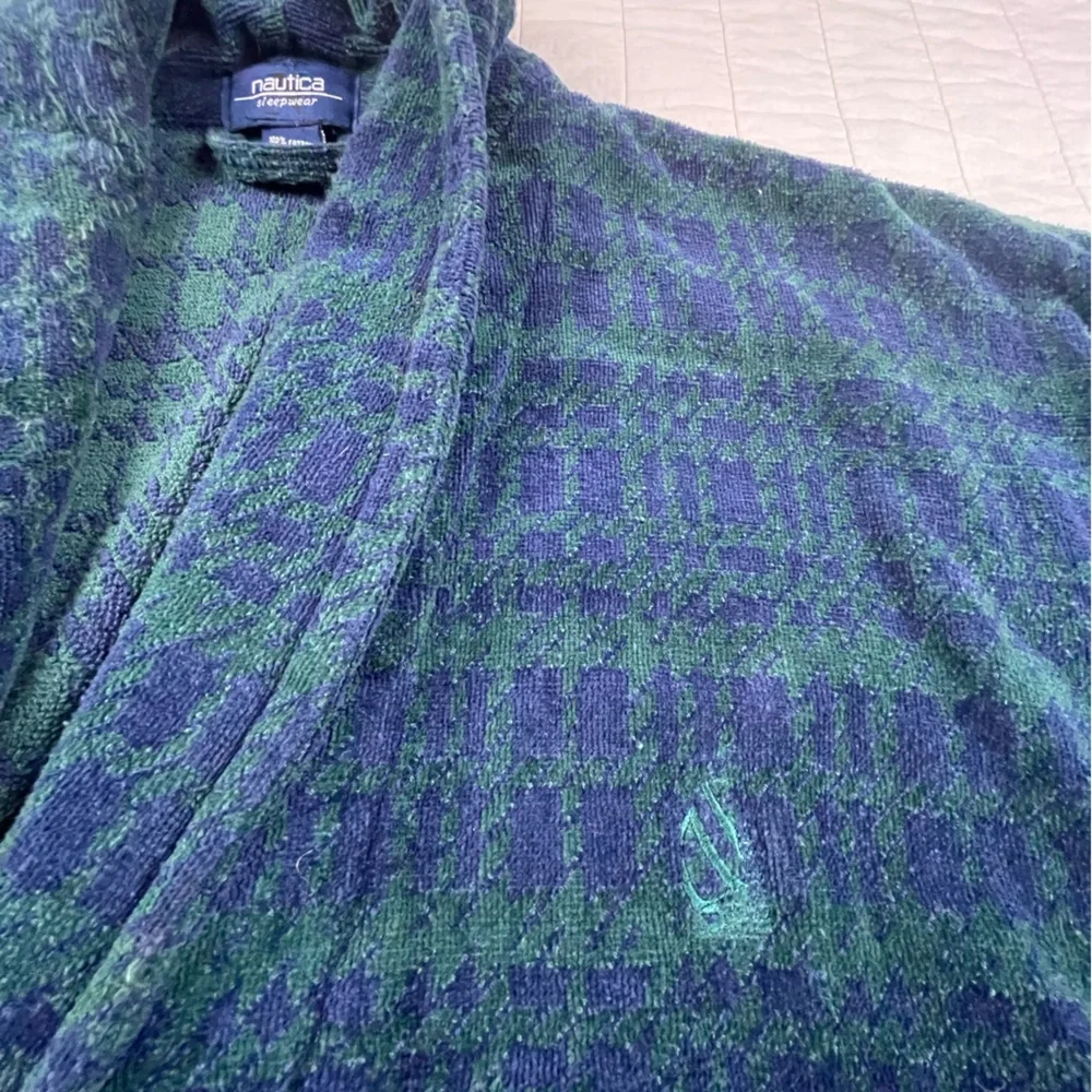 Nautica Green and Blue Cotton Terry Plaid Men's Robe One Size - Picture 8 of 11